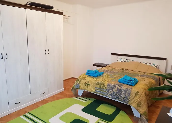 Aris Apartment